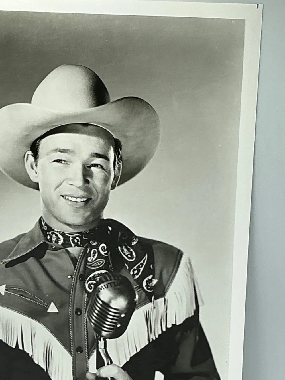 Roy Rogers Glossy Photo 8x10 Singing Cowboy Mutual Microphone Western - Picture 3 of 6